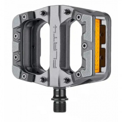 DMR Flat 4 9/16-inch Pedals