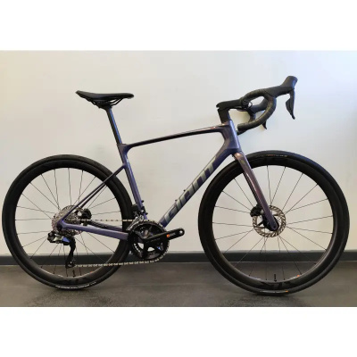 EX DEMO Giant Defy Advanced 0 Road Bike Medium 2026