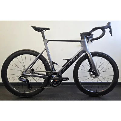 EX DISPLAY Giant Propel Advanced Pro 0 Di2 Road Bike Large 2025