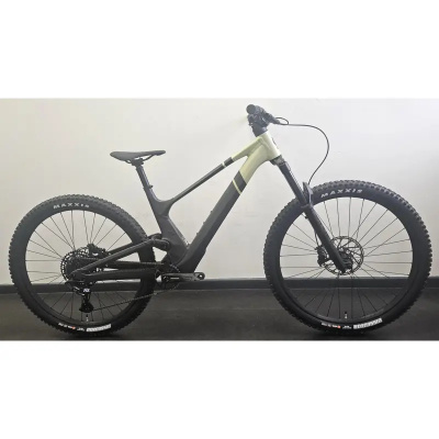 EX DISPLAY Scott Genius ST 920 Full Suspension Mountain Bike Large 2025