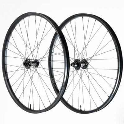 Industry 9 Hydra 2 Enduro-S 29 Front 15X110 Rear 12X148 HG Hub Wheelset