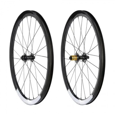 P1 Singularis R38 - Tactic TR02 Shimano HG Wheelset