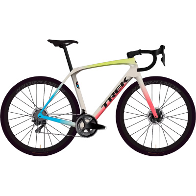 Trek Domane SL 5 Gen 4 Road Bike 2026
