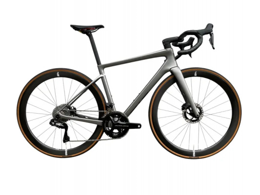 Shop Soiled Custom Build: ENVE Melee Shimano Dura-Ace Di2 Road Bike