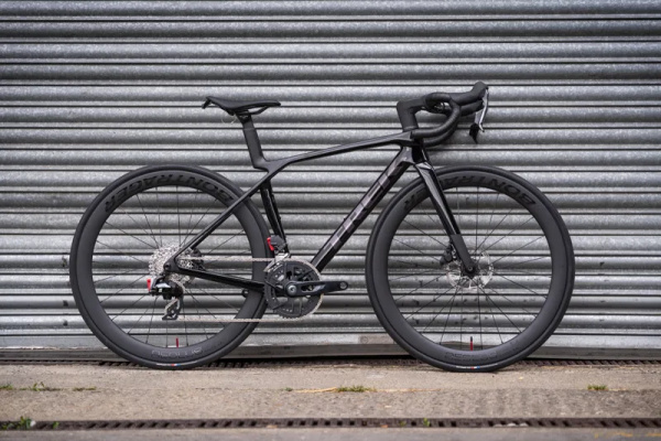 EX-DEMO Trek Madone SL 6 AXS Gen 8 Road Bike Size Small Black