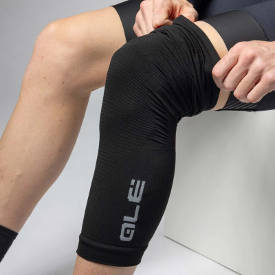 Ale Clothing Seamless Kneewarmers