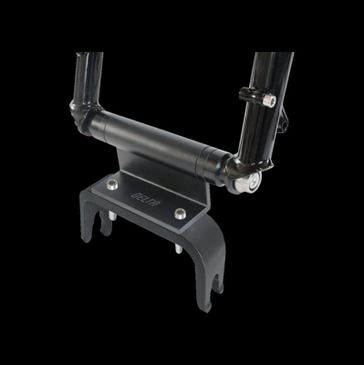 Delta Thru-Axle Hitch Pro