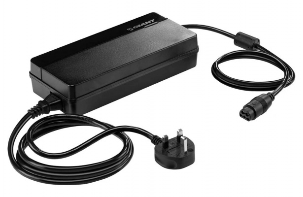 Giant EnergyPak Smart Charger 6A