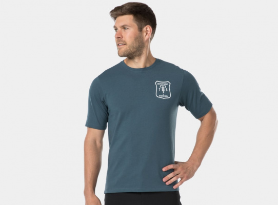 Bontrager Evoke Tech Tee Short Sleeve Cycling Jersey in Red