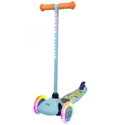 Bluey Bluey Tilt N Glo Scooter!
