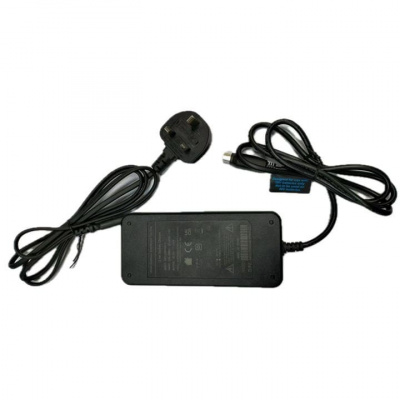 Pinnacle Charger for Pinnacle Energy and Momentum Ebikes