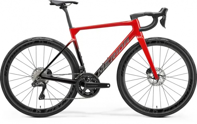 2025 Merida Scultura 9000 Road Bike - Red/Dark Red/Black