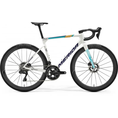 2026 Merida Scultura Team Road Race Bike - Dura Ace - Team Replica