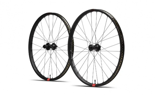 Reserve 30 HD with industry 9 Hubs