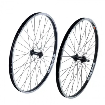 Bontrager AT550 26in Clincher QR Rim Brake MTB Wheel 36H Black