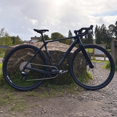 EX-HIRE TREK Checkpoint SL 5 AXS Gen 3 Gravel Bike in Trek Black and Matte Carbon Smoke