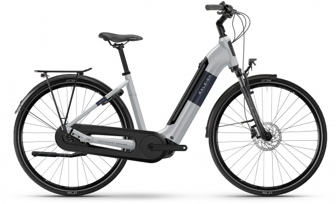 Raleigh 2026 Motus Low-Step Electric Bike With Hub Gears