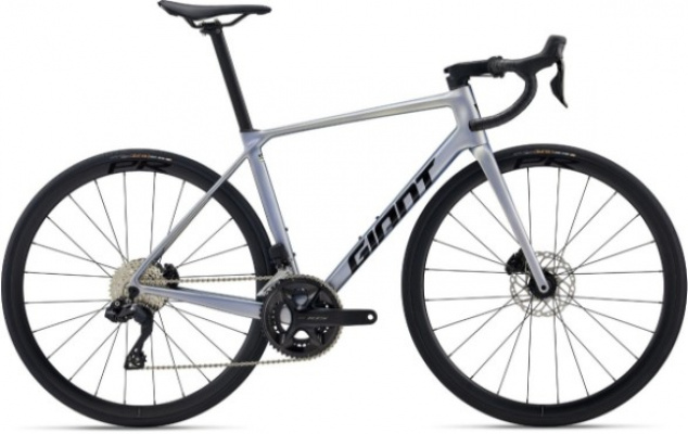 Giant TCR Advanced 1 - Nearly New - L