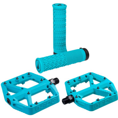 SDG Comp Pedals & Thrice Grips