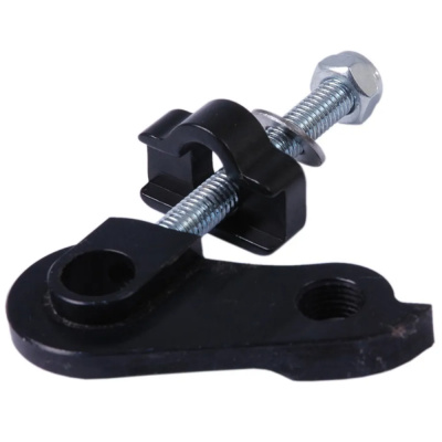 DMR Chain Tug Mech Hanger