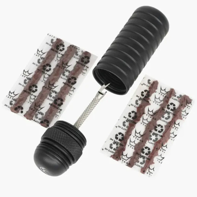 Peaty's Holeshot Tubeless Puncture Plugger Kit